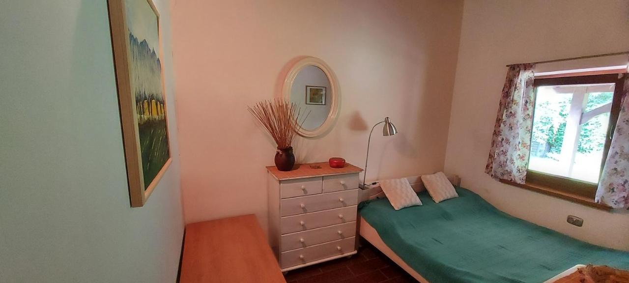 Domek Letniskowy Pod Swierkami Charzykowy Esterno foto